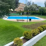 Cris House, Arroyo De La Miel